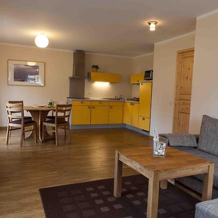 Haus Stoertebeker Appartements - Hotel Garni, Seebad Лубмін Екстер'єр фото