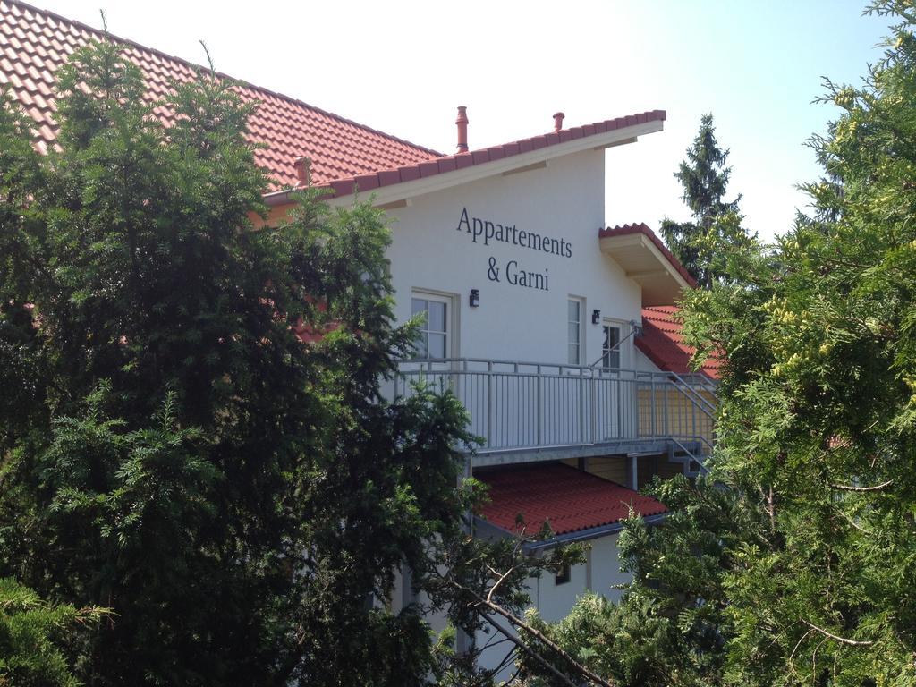Haus Stoertebeker Appartements - Hotel Garni, Seebad Лубмін Екстер'єр фото