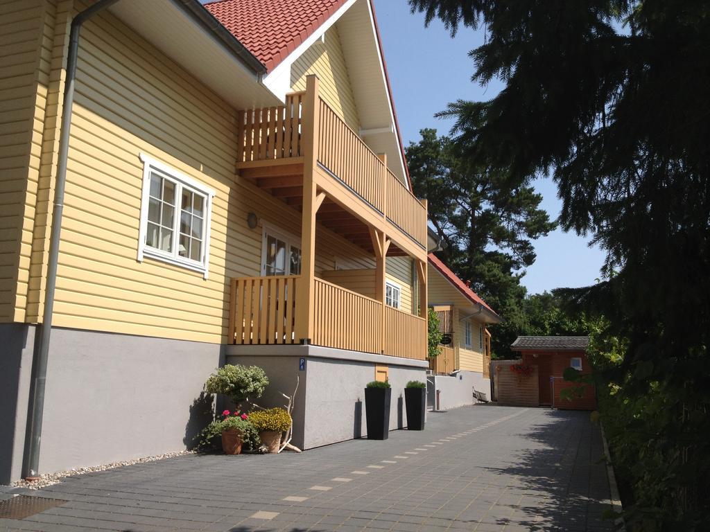 Haus Stoertebeker Appartements - Hotel Garni, Seebad Лубмін Екстер'єр фото