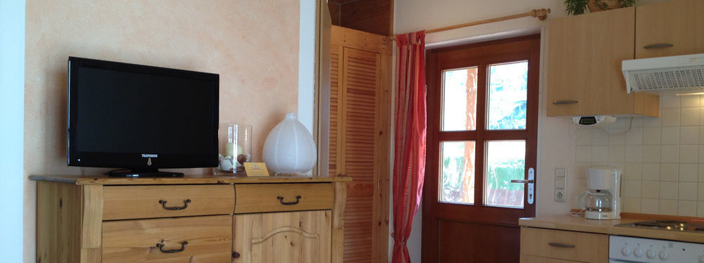 Haus Stoertebeker Appartements - Hotel Garni, Seebad Лубмін Екстер'єр фото